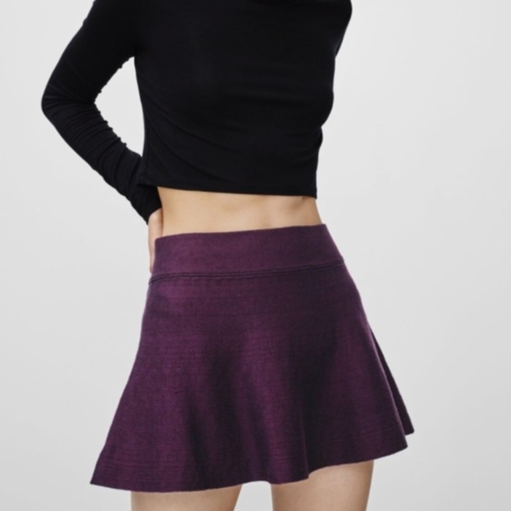 NWOT Aritzia Talula Vanderbilt Skirt (Light Blue)